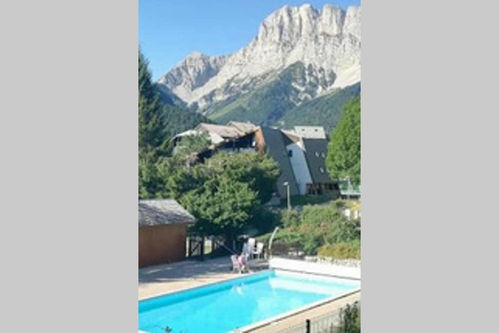 Studio Mansarde 18 M2 Climatise Avec Piscine Privee Daire Gresse-en-Vercors Dış mekan fotoğraf